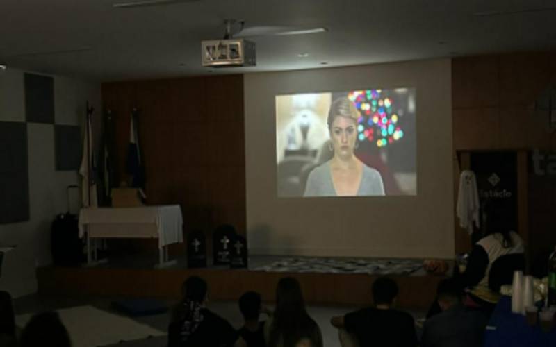 Projeto universitário uniu cinema e questões de saúde mental na Estácio Petrópolis