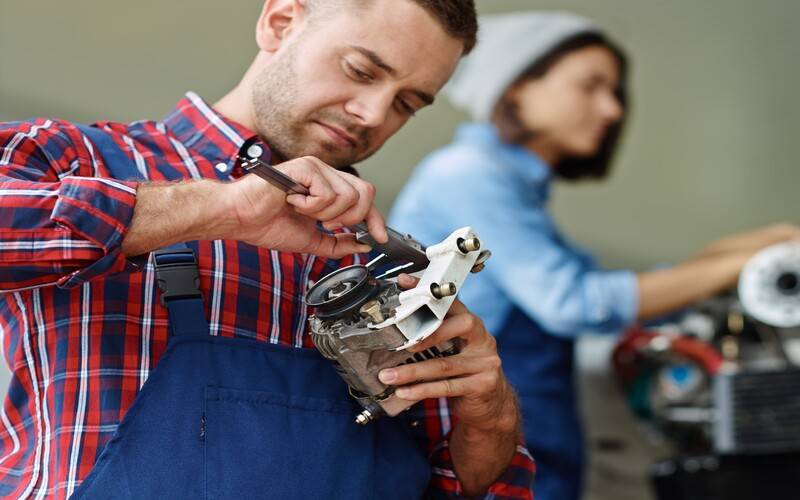 Estácio abre sete cursos técnico de nível médio