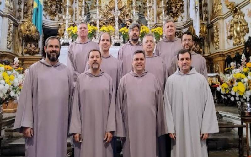 Coro Bienias & Prim faz concerto Especial de Natal neste sábado