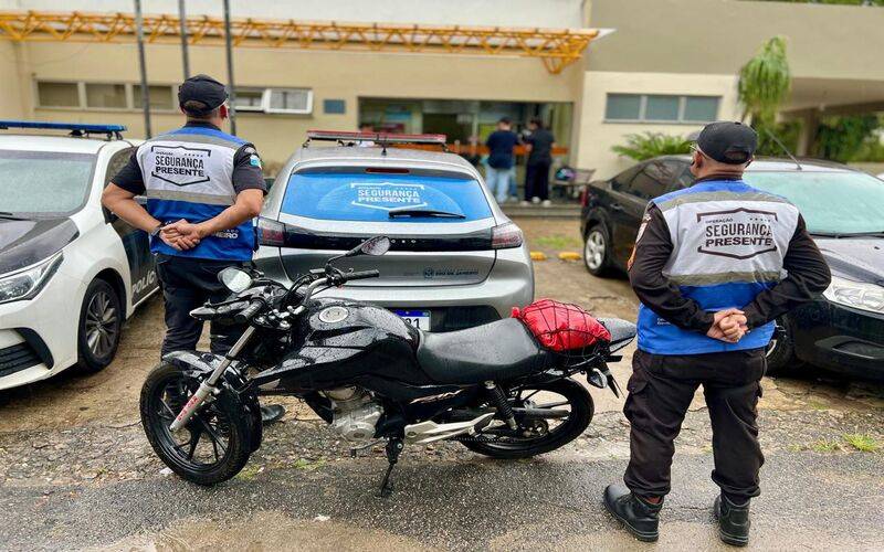 Envolvido em assalto de motocicleta em Itaipava é linchado por populares e detido pela