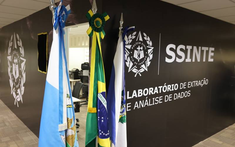 Cláudio Castro inaugura Laboratório de Extração e Análise de Dados da Polícia Civil