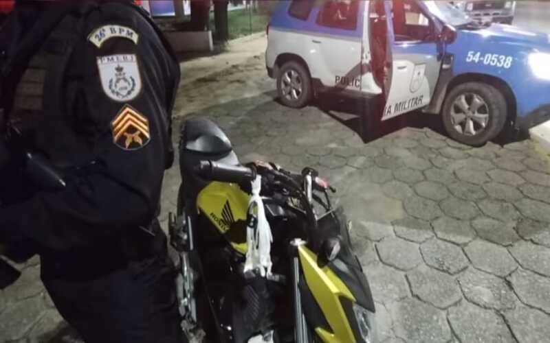 PM apreende drogas na Posse e no Glória