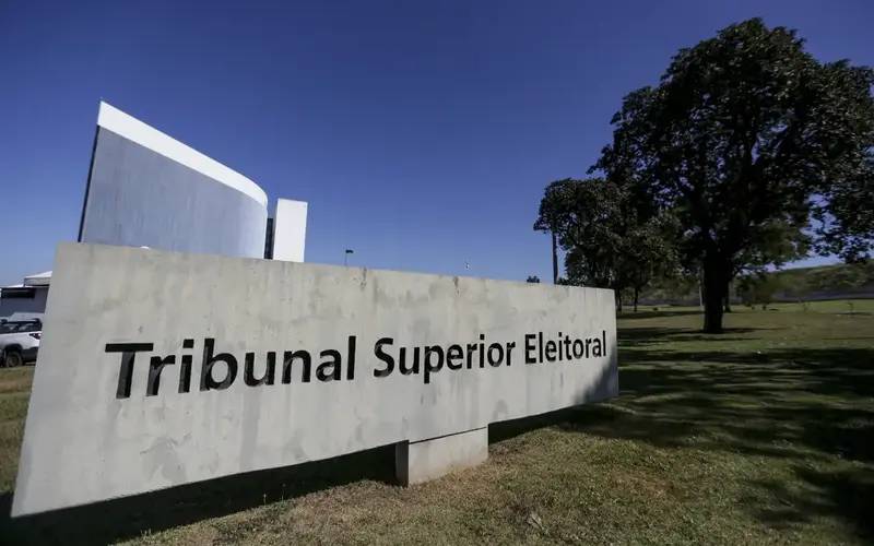 Eleitores que não votaram no 2º turno têm até terça para justificar