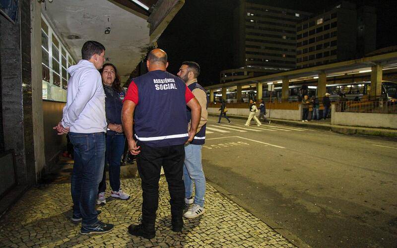 Governo municipal promove ação de humanização com pessoas em situação de rua no centro