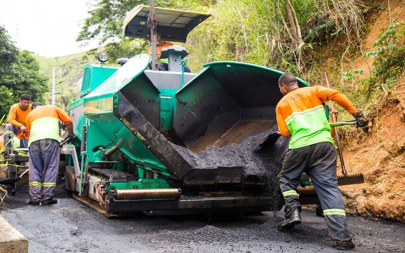 Rua tem pavimentação recuperada após temporal na Posse