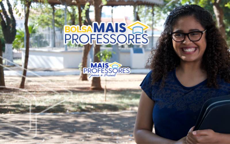 MEC cria Bolsa Mais Professores