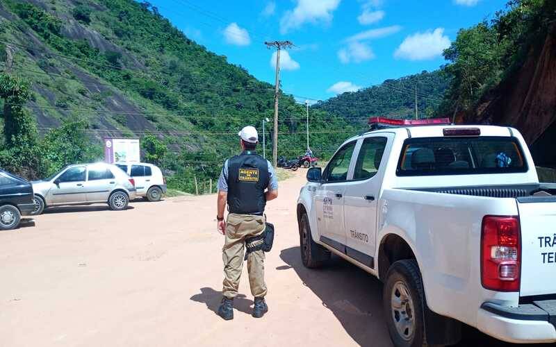 CPTrans intensifica ações de fiscalização em áreas de acesso à cachoeiras na cidade