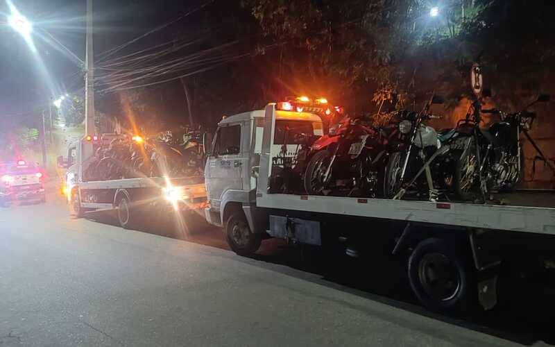 PM apreende 25 motos em operações intensivas em um único dia na cidade