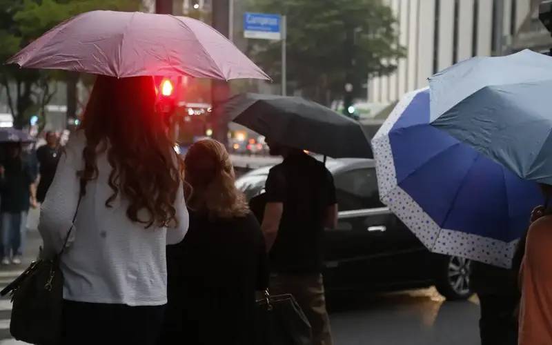 Fim de semana será de chuva em quase todo o país