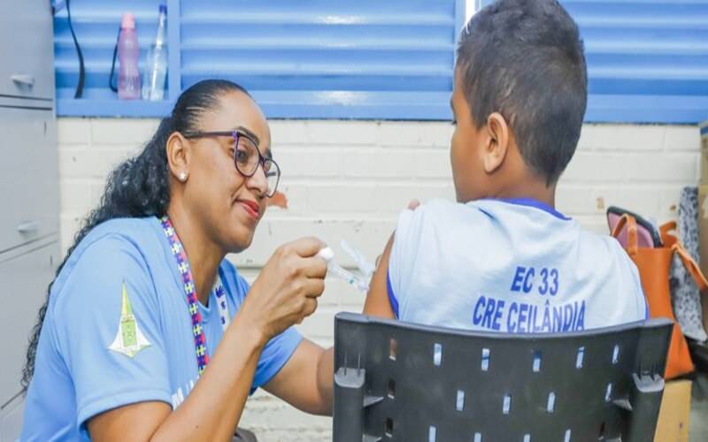 Ministério da Saúde vai destinar R$ 150 milhões para ampliação da vacinação nas escola