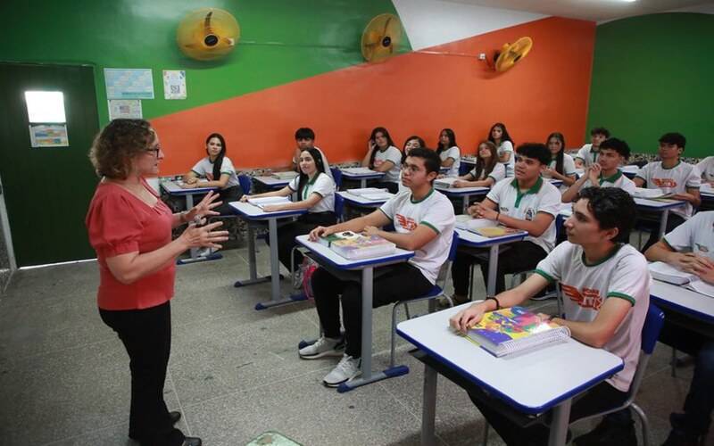 MEC realiza o Seminário Nacional do Ensino Médio