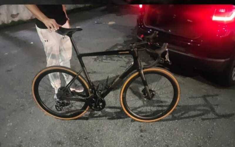 PM três homens presos por furto de bicicleta