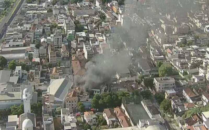 Rio: incêndio atinge fábrica em Ramos