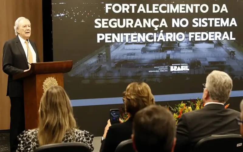 Ministro faz balanço sobre investimento em prisões de segurança máxima