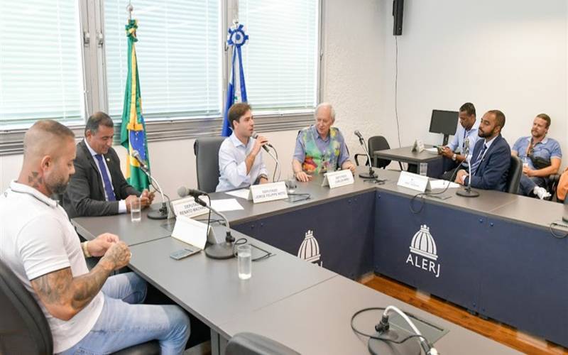 Alerj realiza instalação de oito comissões permanentes com eleição de presidentes e vi