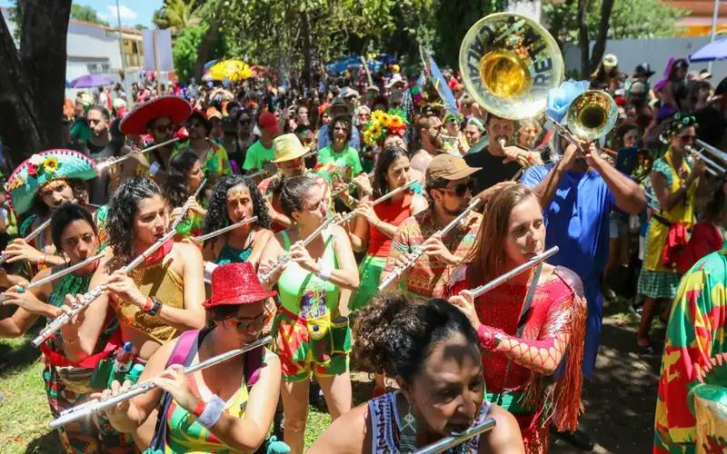 Saiba como brincar o carnaval de forma sustentável