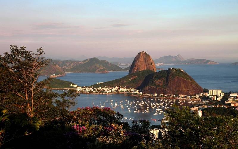 Governo do Rio comemora marca histórica de meio milhão de turistas internacionais em d