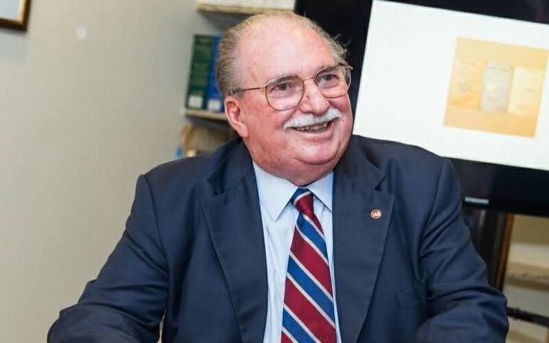 A sucessão do Papa Francisco  Aurélio Wander Bastos - Professor Emérito da UniRio. Aca