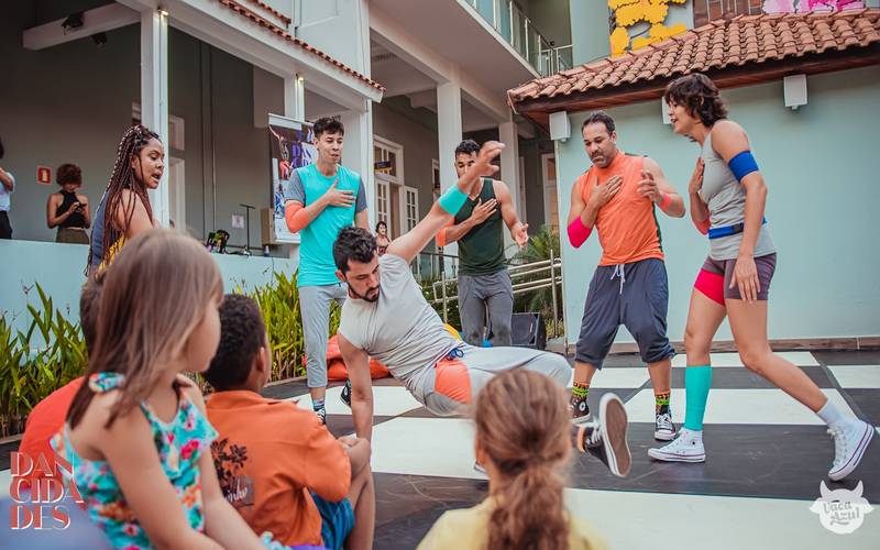 Espetáculo de dança infantil R.U.I.A chega a Petrópolis com proposta sensorial e imagi