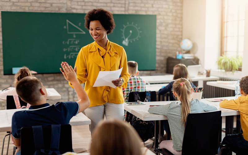 Fundação Cecierj abre sete mil vagas para curso do Programa de Formação Continuada de 