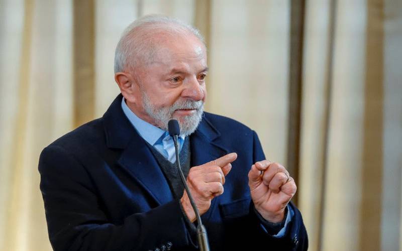 Lula enfatiza posição do Brasil de atuar pela paz entre Rússia e Ucrânia
