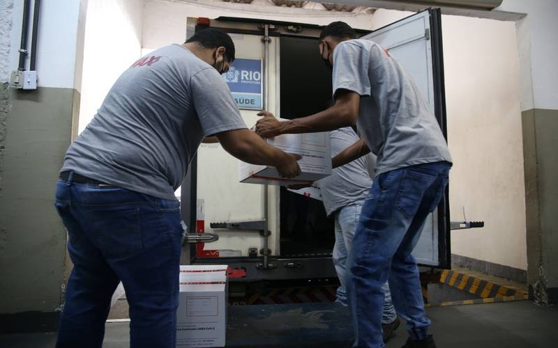 Mais de 1,3 milhão de doses de vacina foram distribuídas para Dia D contra gripe
