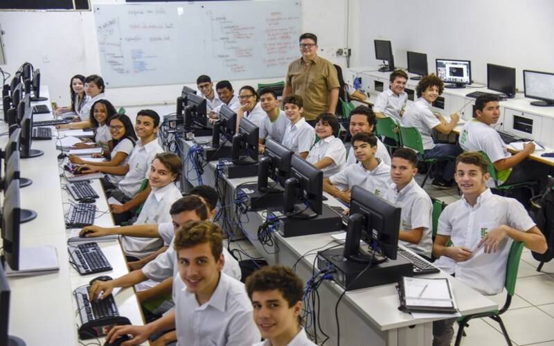 Inscrições abertas para especialização em políticas educacionais