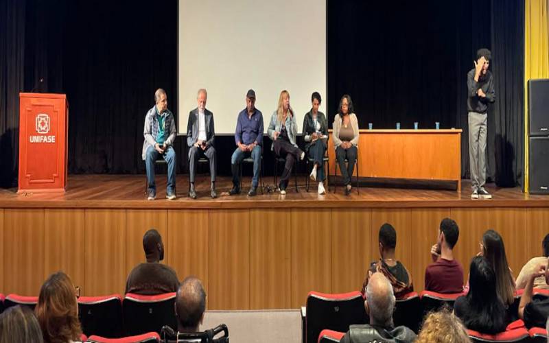 Documentário 