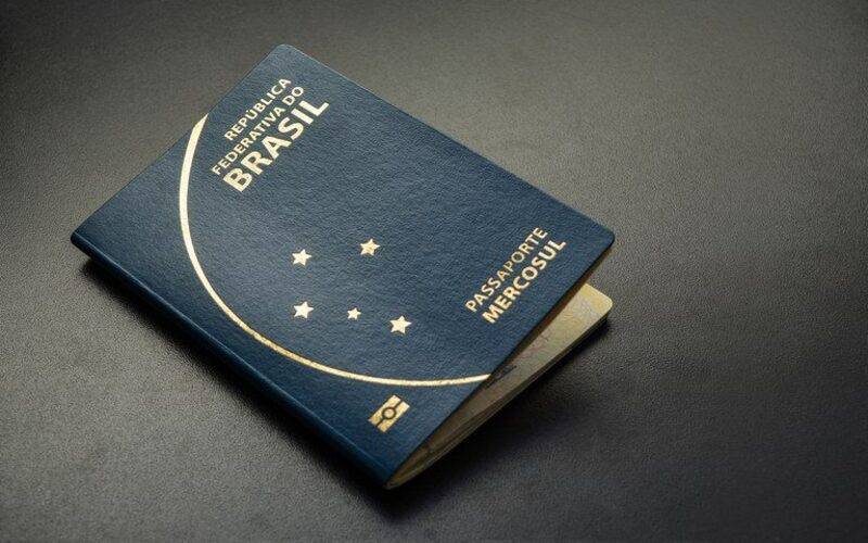 Brasileiros no exterior podem solicitar informações pelo Meu INSS