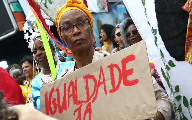 Quase 85% da população preta afirma ter sofrido discriminação racial