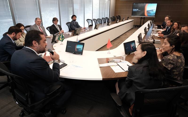 Governo do Rio avança parceria com gigante chinesa e projeta até R$ 5 bi em investimen