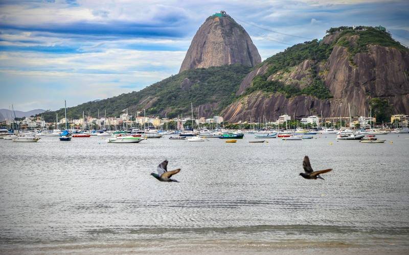 Governo do Estado conquista avanço histórico na balneabilidade das praias de Botafogo,