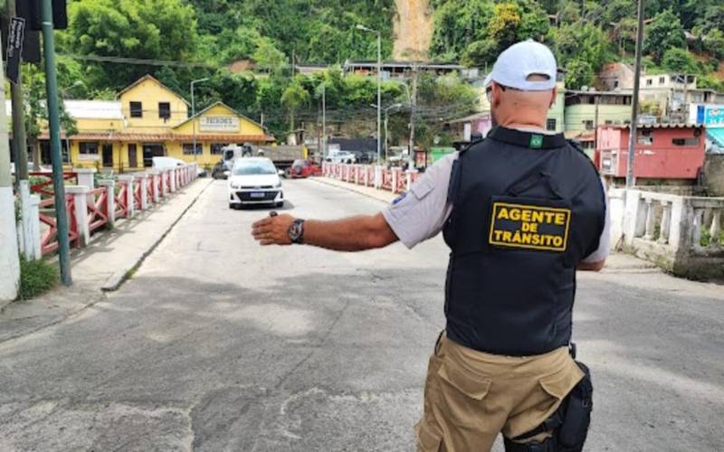 Prefeitura inicia binário no trânsito em Corrêas nesta segunda-feira (2)