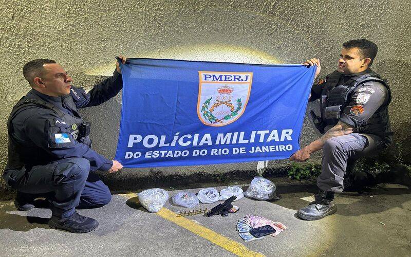 Operação integrada: apreensão de arna de fogo, uma réplica de pistola e drogas