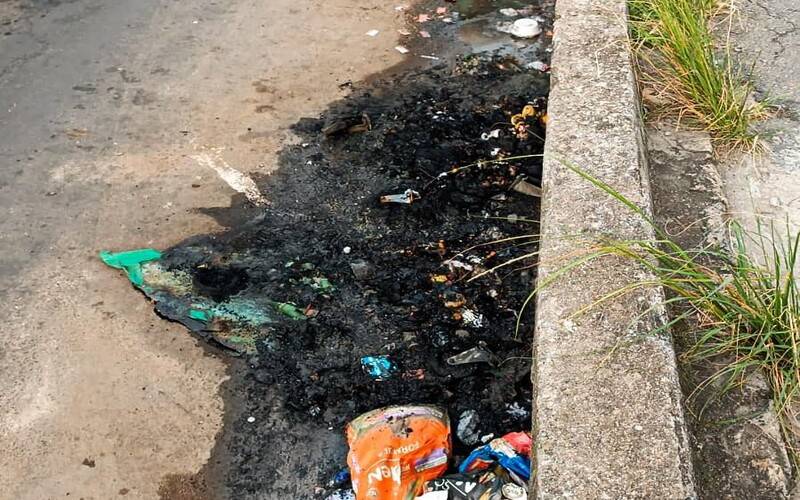 Prefeitura denuncia atos de vandalismo: três lixeiras incendiadas durante a madrugada 