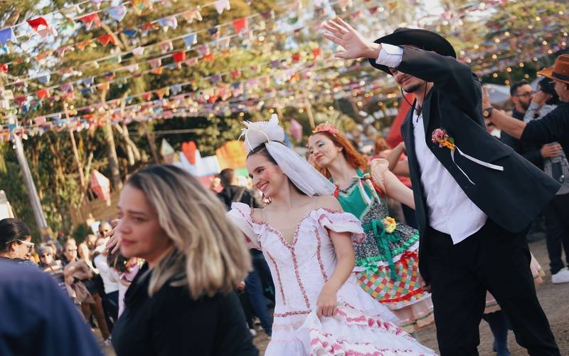 Tributo à Marília Mendonça marca a volta do Arraiá Amor Perfeito nesta quinta-feira em