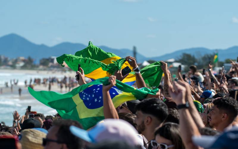 Com apoio do Governo do Estado, etapa Brasileira do Mundial de Surfe começa neste fim 