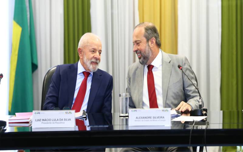 A partir de 1º de agosto, aumenta o teor de etanol na gasolina e de biodiesel no diese