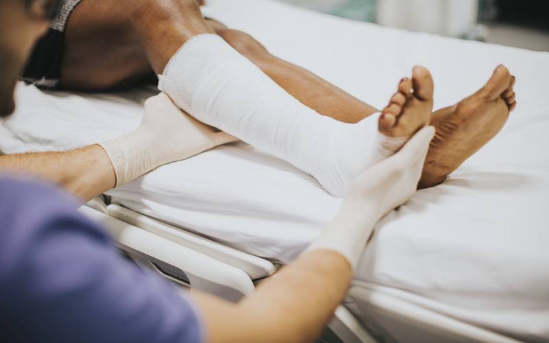 Mutirão ortopédico realiza 22 cirurgias no Hospital Santa Teresa no fim de semana