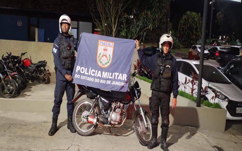 Polícia Militar apreende moto adulterada na Posse