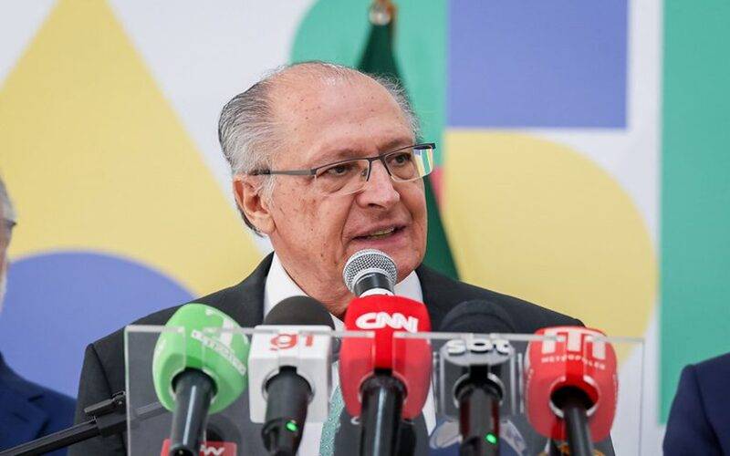 Alckmin afirma que o clã do tarifaço atenta contra o Brasil desde a pandemia