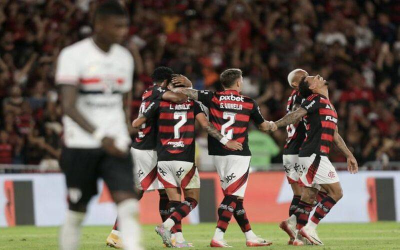 Brasileirão: Botafogo vence o Vasco e Flamengo supera o São Paulo