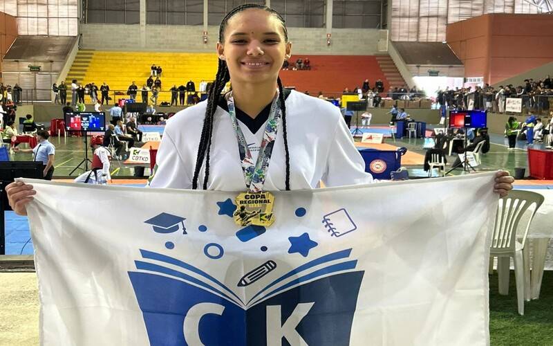 Angela Azevedo conquista ouro em Minas e atinge marca de 23 pódios em 24 competições