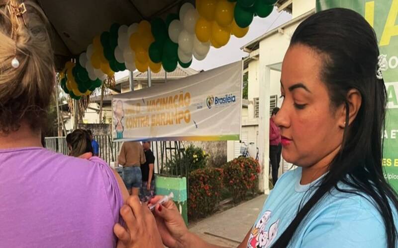 Ministério da Saúde intensifica vacinação em áreas de fronteira para conter avanço do 