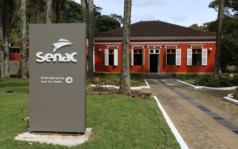Senac RJ contrata Auxiliar de Manutenção para unidade de Petrópolis