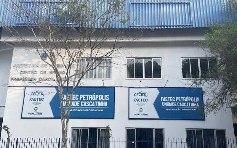 Governo do Estado abre 50 mil vagas para Ensino Médio à Distância