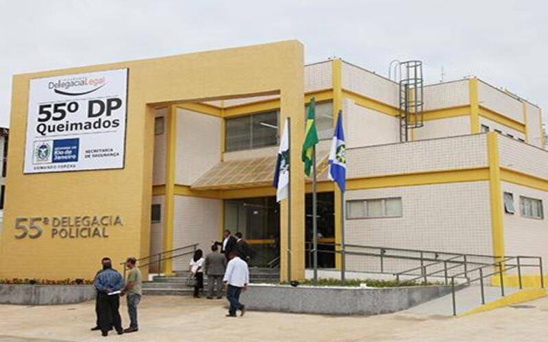 Mulher acusada de abusar do próprio filho é presa na Baixada Fluminense
