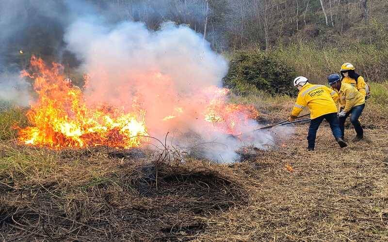 Ação promove treinamento de civis para prevenção a incêndios no terceiro distrito de P