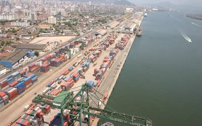 Tarifaço: Brasil pode perder R$ 19 bilhões com tarifa dos EUA