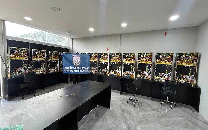 PM encontra 12 máquinas de jogo de azar em Itaipava